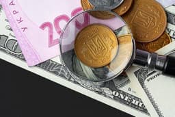 Курс доллара на март 2026: эксперты прогнозируют стабильность гривны