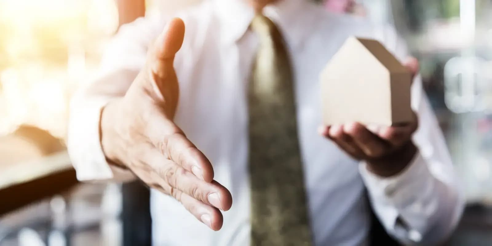 Как стать совладельцем отеля на Майдане