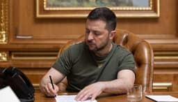Зеленский подписал закон о единой роуминговой зоне с ЕС